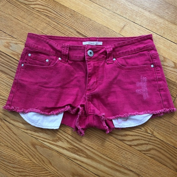 XXI Forever 21 Pink Jean Shorts Sz 29 - Picture 1 of 4